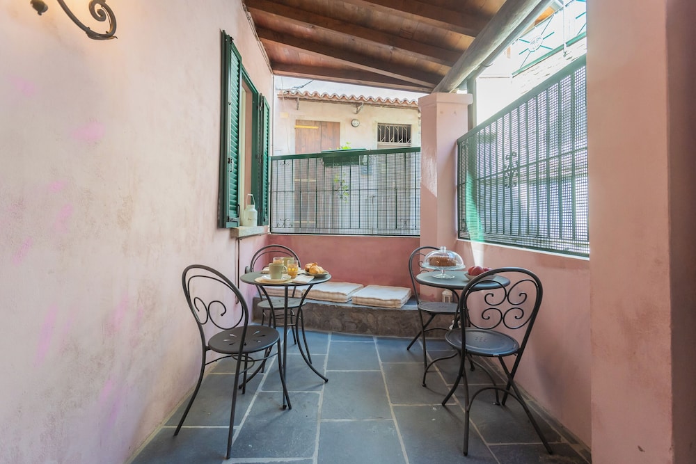 Emily's Holiday House - Authentic Lake Como by Rent all Como