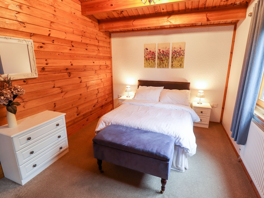 Avocet Lodge