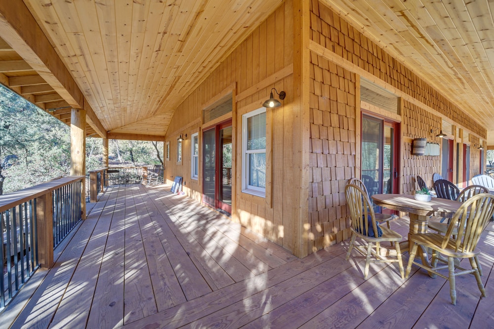 Airy Pine Cabin w/ Wraparound Deck Near Trails! - Property Image 9