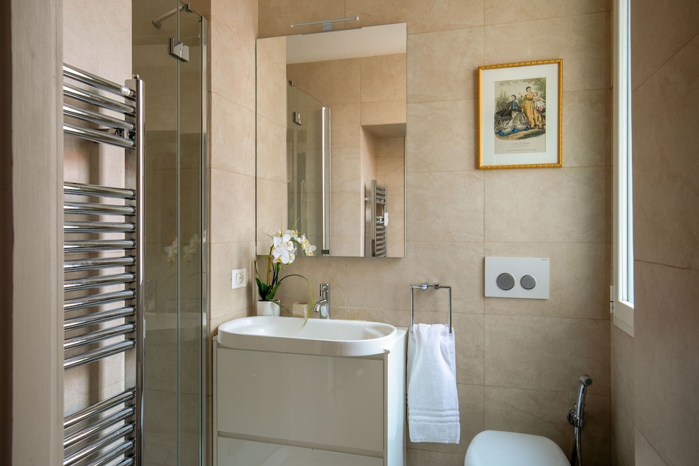 Avignonesi Suites - Domus Collection