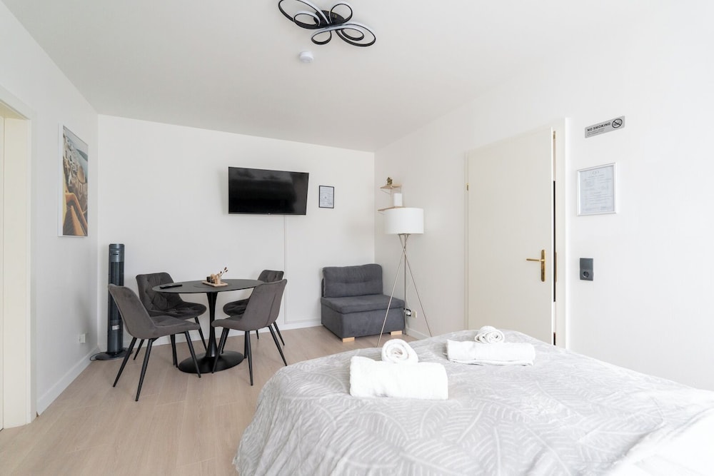 COY Apartments Steyr - Work & Relaxation