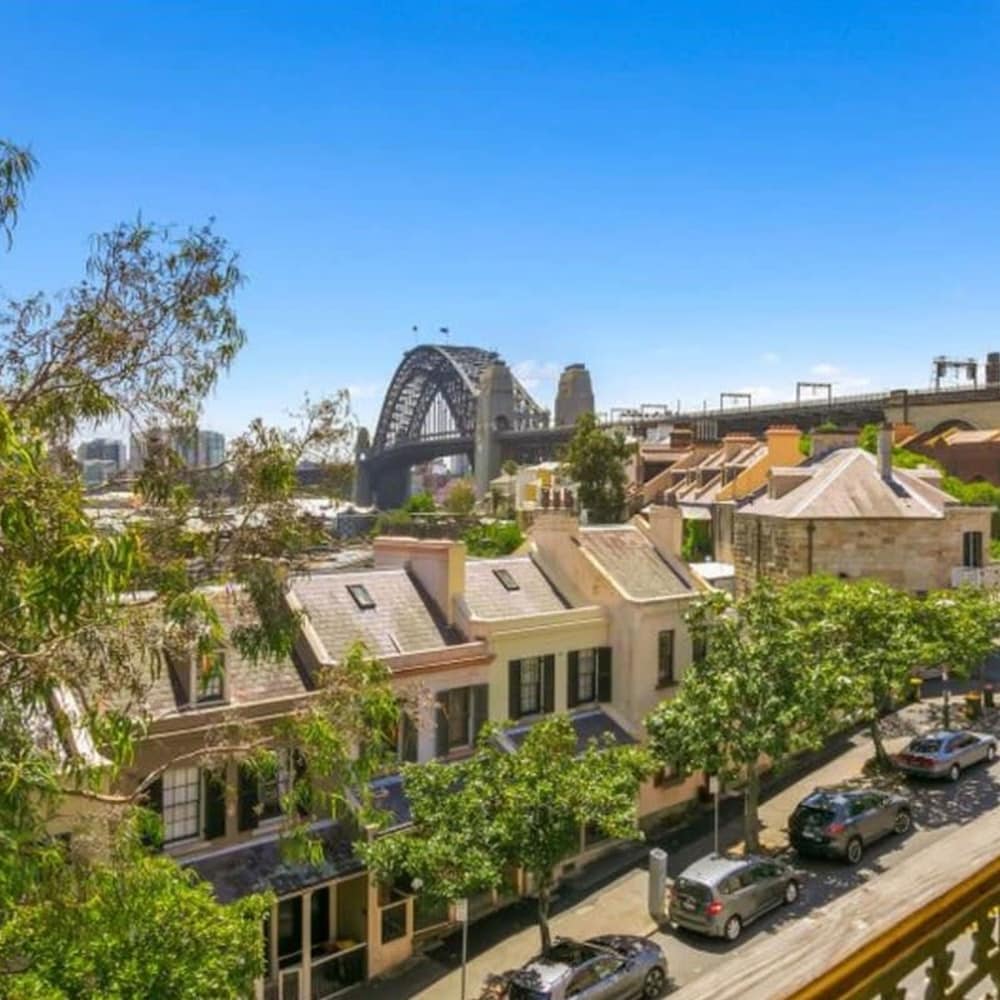 Stunning Sydney Home 6 view 2