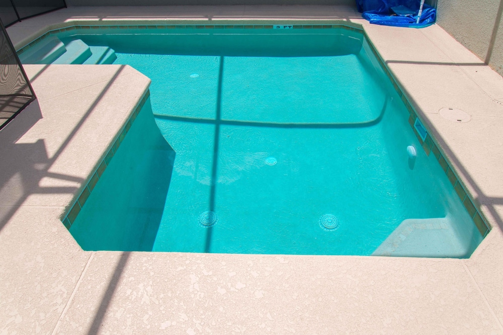 Gatsby Storey by Orlando Short Term - Image 2