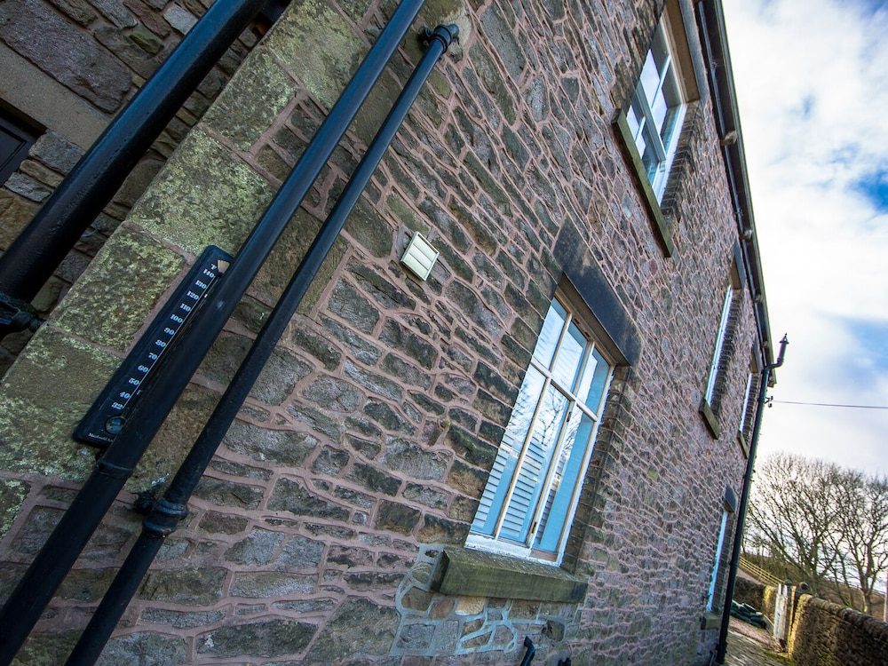 Queen Ann's Close