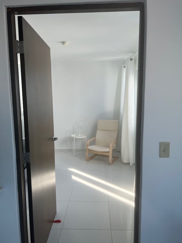 Arecibo Hotel 4301 view 3