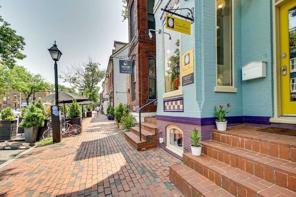 Charming Alexandria Vacation Rental in Old Town! view 3