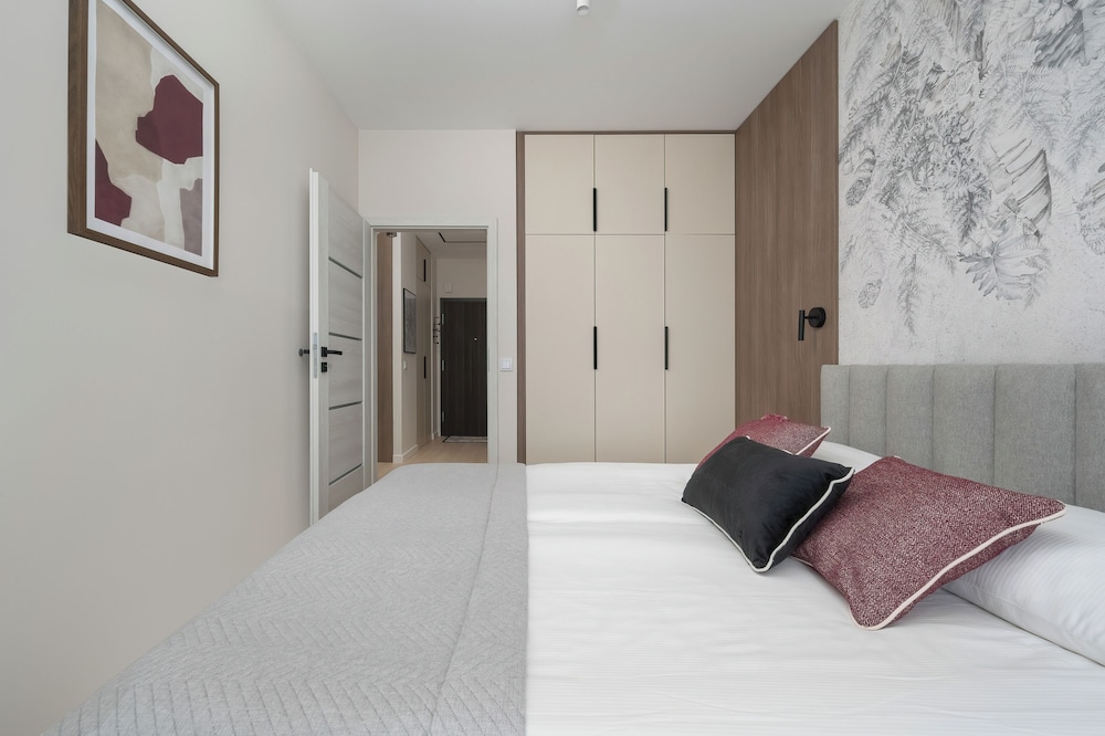 Wroclaw Apartment With Bathub by Renters