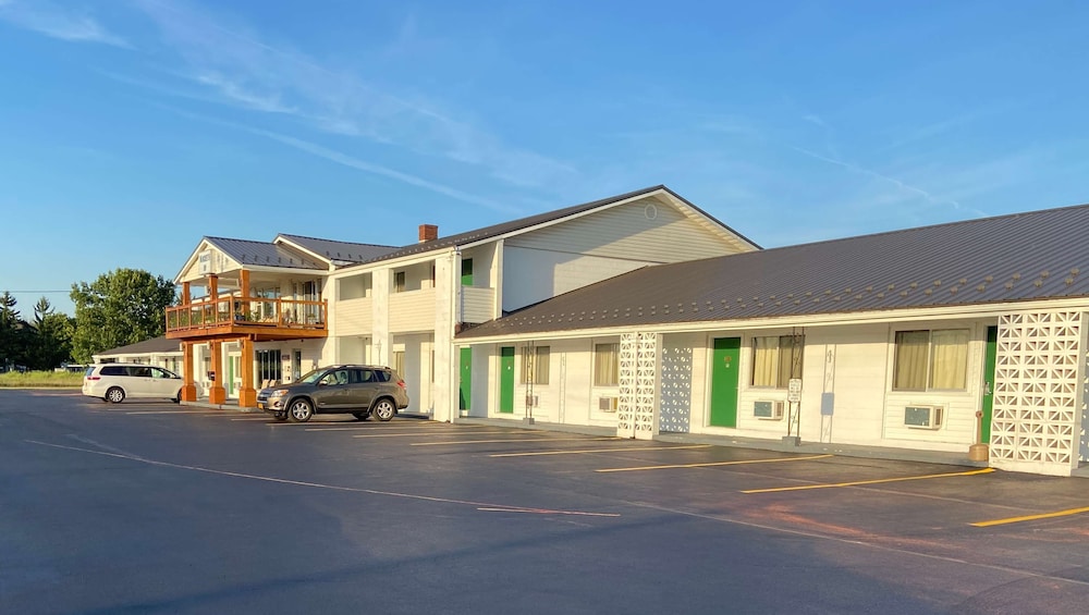Rodeway Inn Manchester I-90