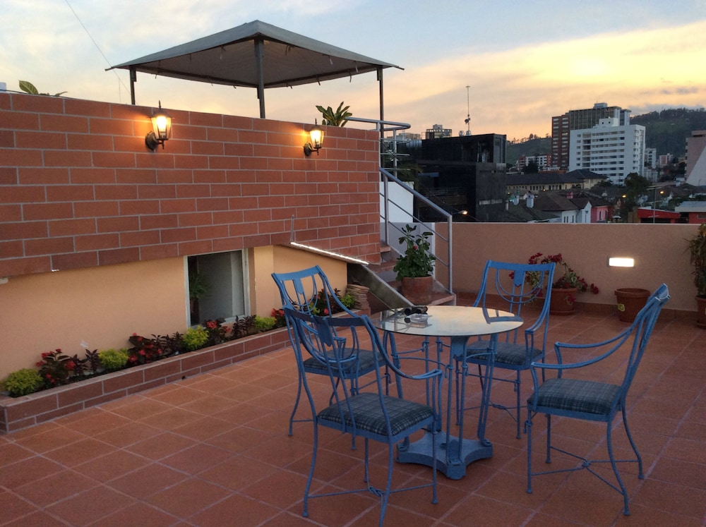 Hostal Mitad del Mundo