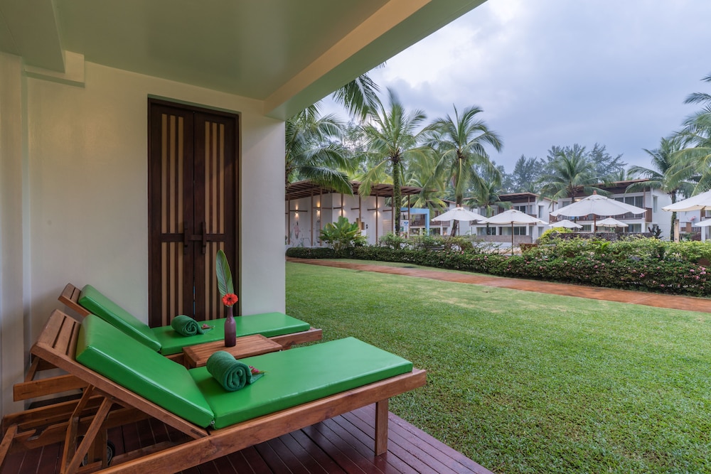 Thai Mueang Vacations - The Briza Beach Resort Khaolak - Property Image 45