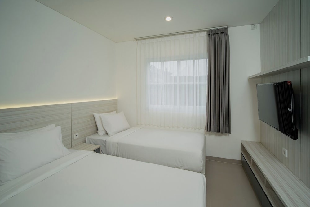 Artha Villa Pererenan By Fays Hospitality