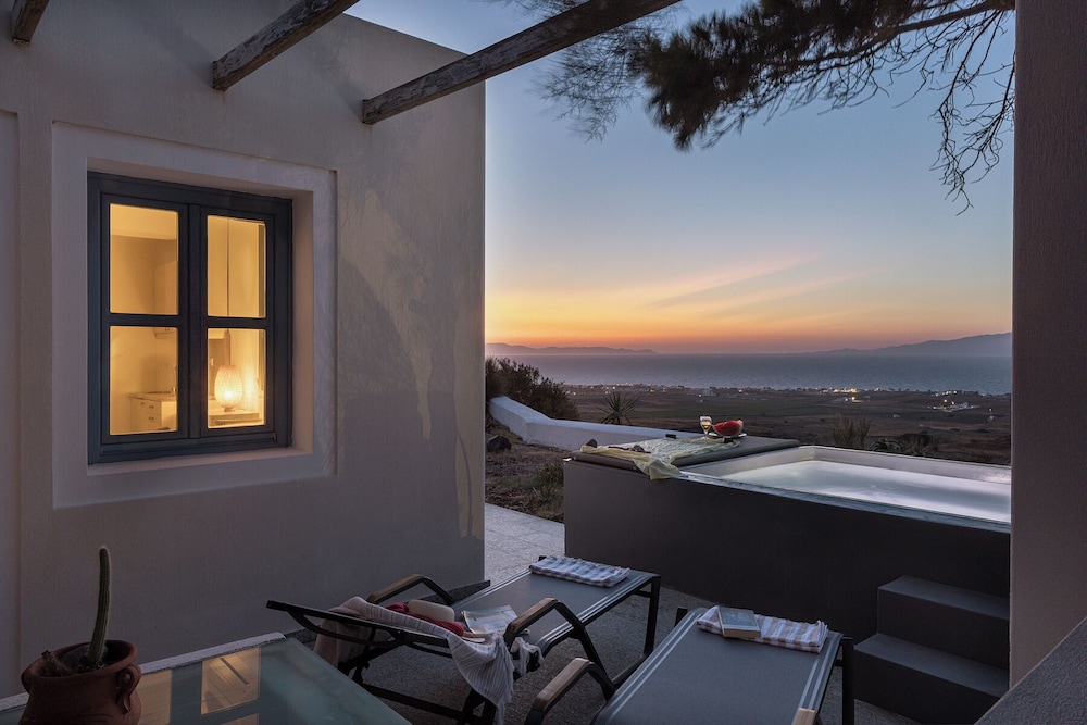 GTK Santorini Oia Sunset Villas