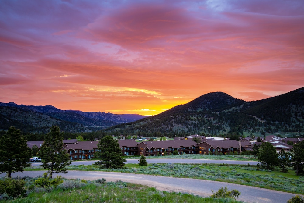 Hotel YMCA of The Rockies Estes Park - Image 1