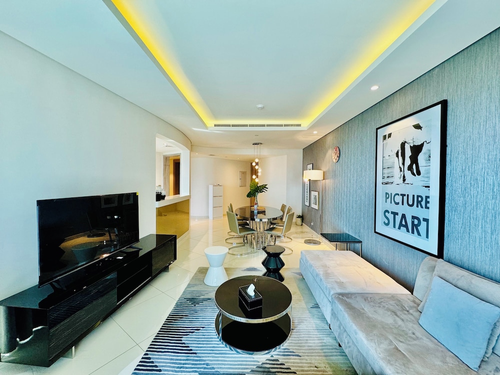 Venduras Cozy 3BR at Damac Tower