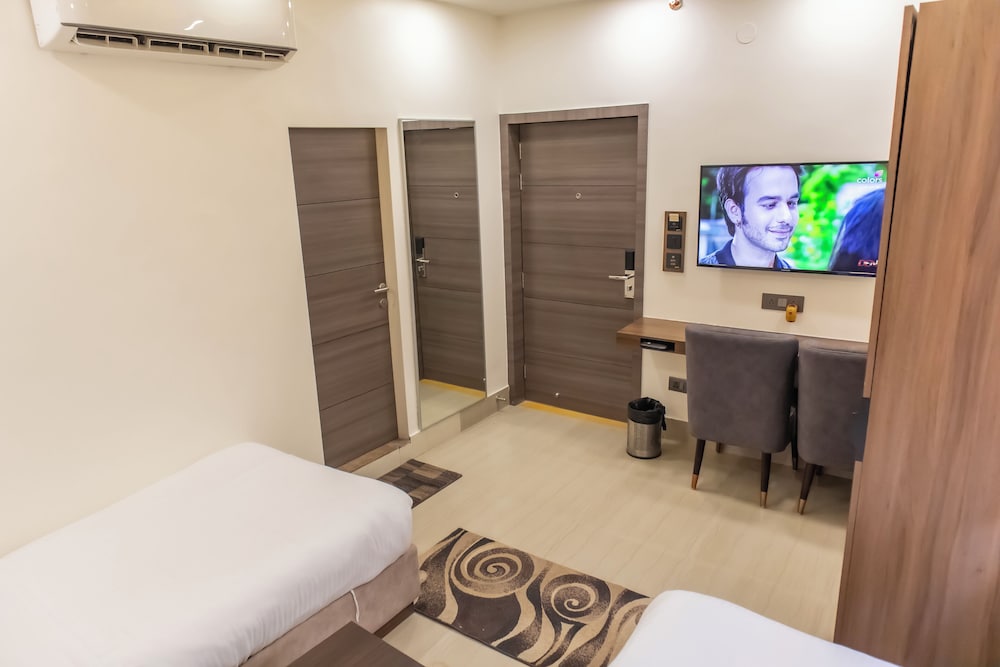 Narang Hotel