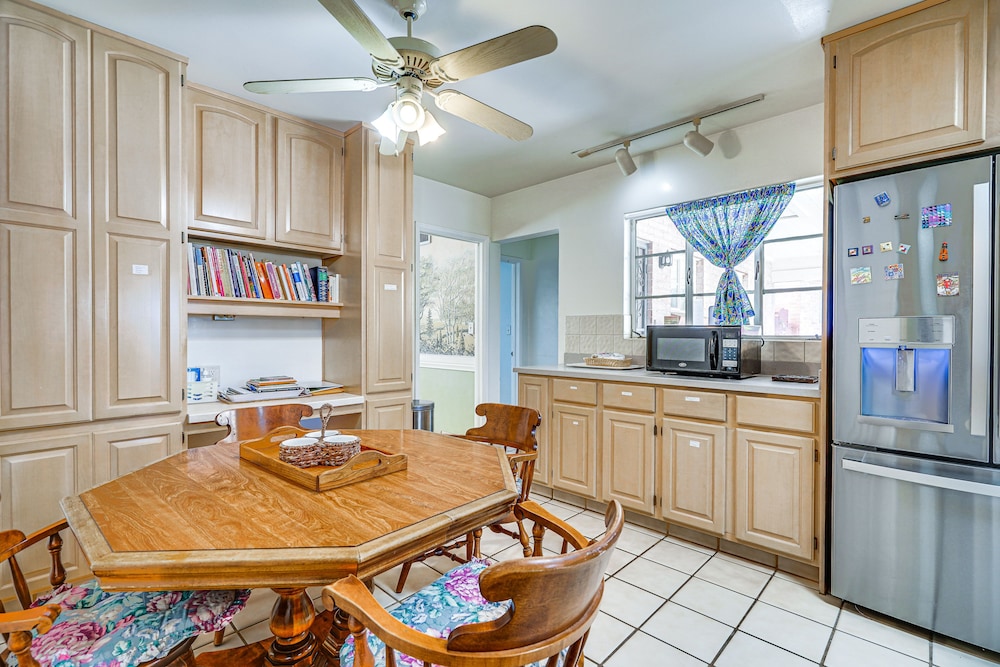 Tucson Vacation Rental w/ Pool ~ 1 Mi to Reid Park