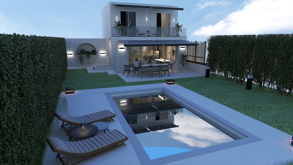 EIGHT OLIVES LUXURY VILLA
