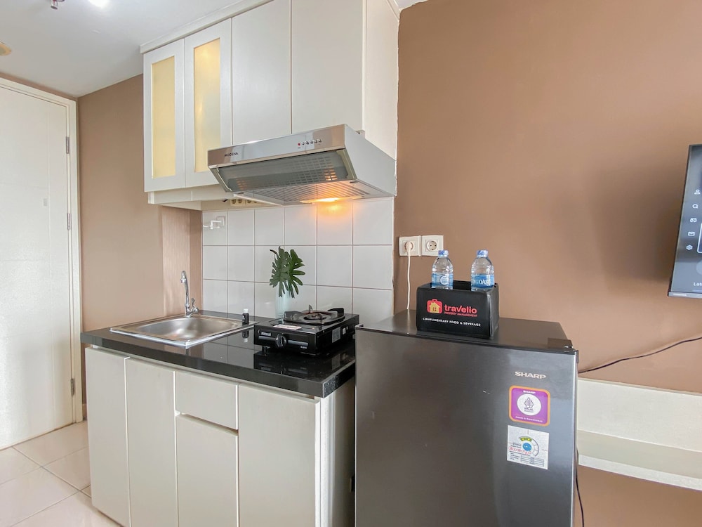 Simple And Strategic Location Studio Apartment At Springlake Summarecon Bekasi