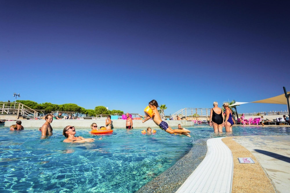 Mobile Home in Serignan With Great Pool Area