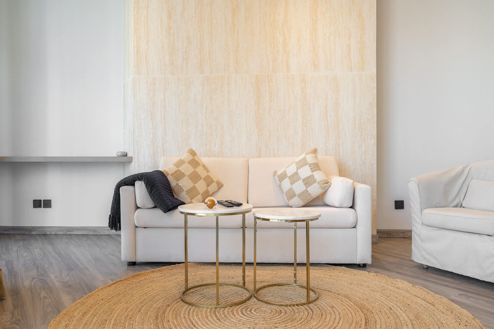 Studio in Difc That Sleeps 4 Comfortably