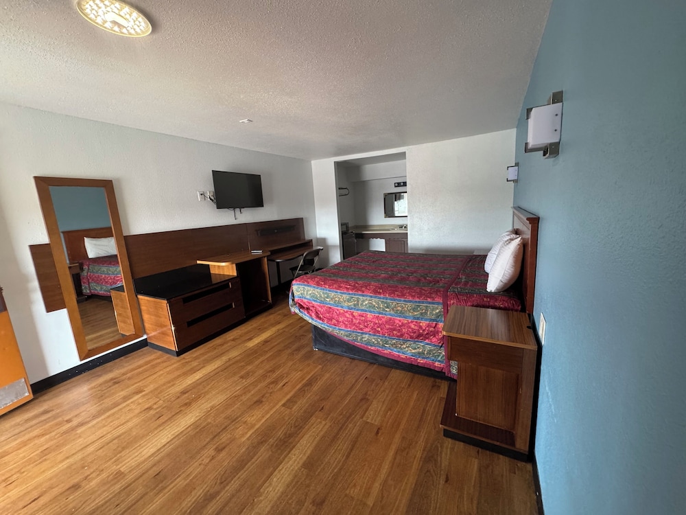 spanish trails inn