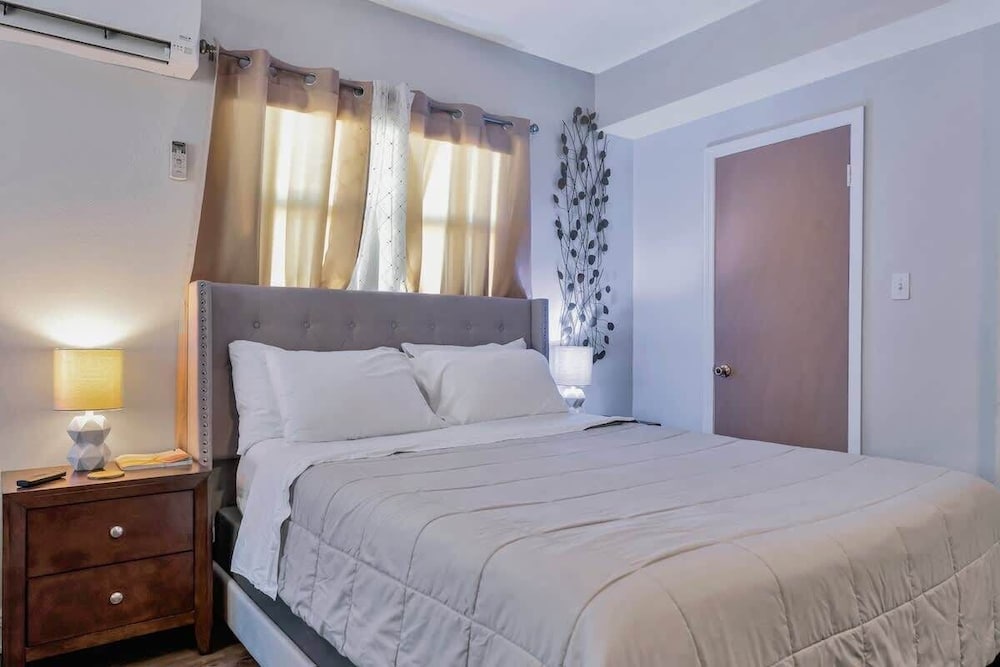 Cozy Suite Full Amenitie s pet Friendly