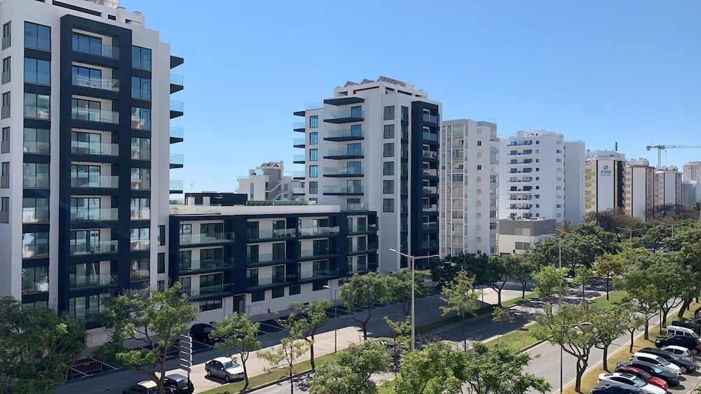 Nice Flat in Quarteira Beach