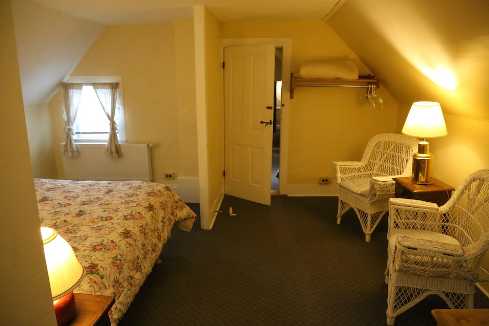 Plymouth Vacations - Salt Ash Inn - Property Image 127