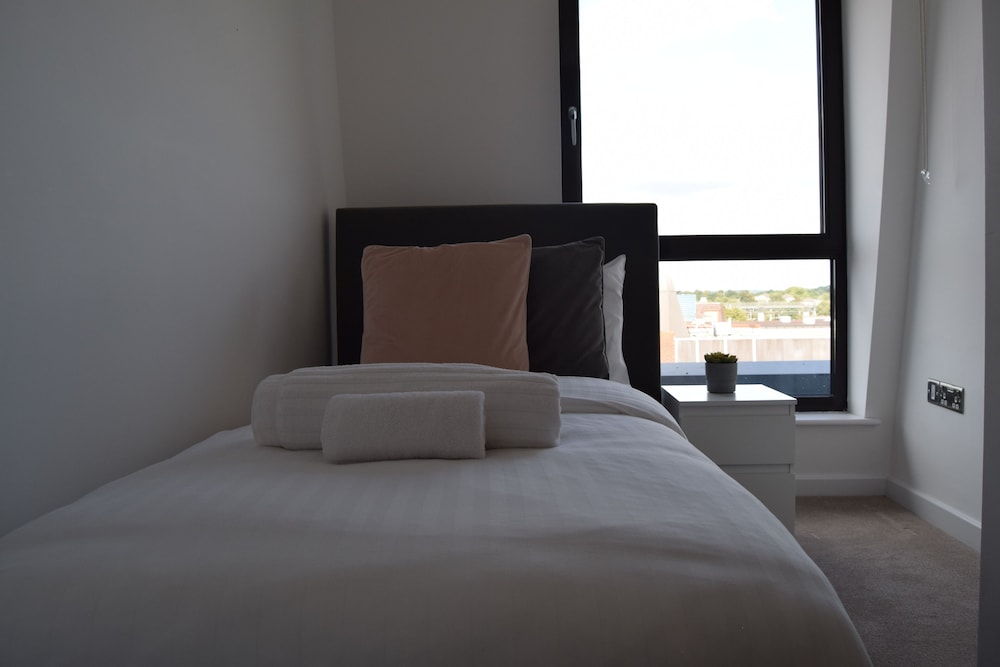 Morland House Apartments
