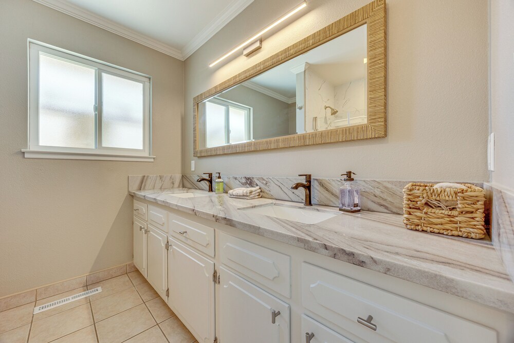 Shop, Hike & Explore: Fresno Home w/ Private Pool!