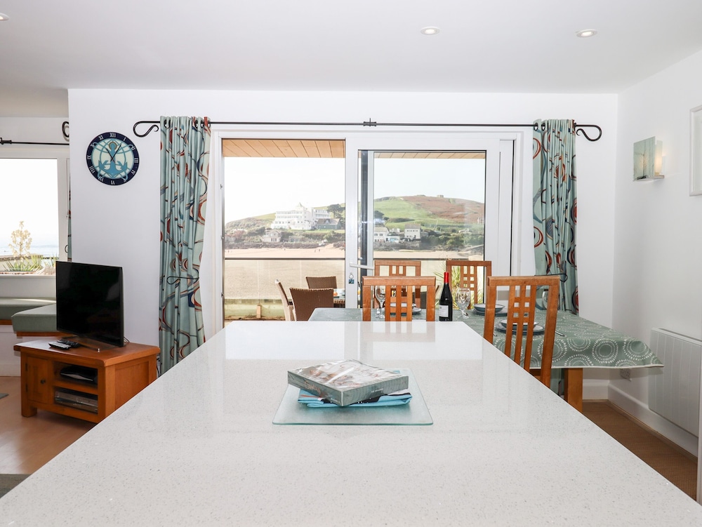 4 Burgh Island Causeway