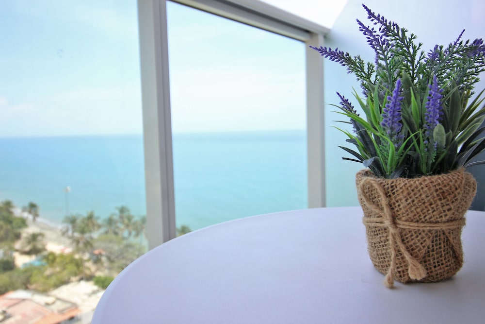 Apartamentos SOHO Elite - Frente al Mar