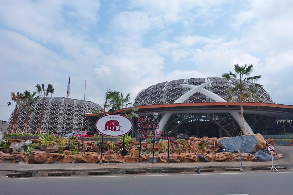 Royal Safari Garden Resort & Convention
