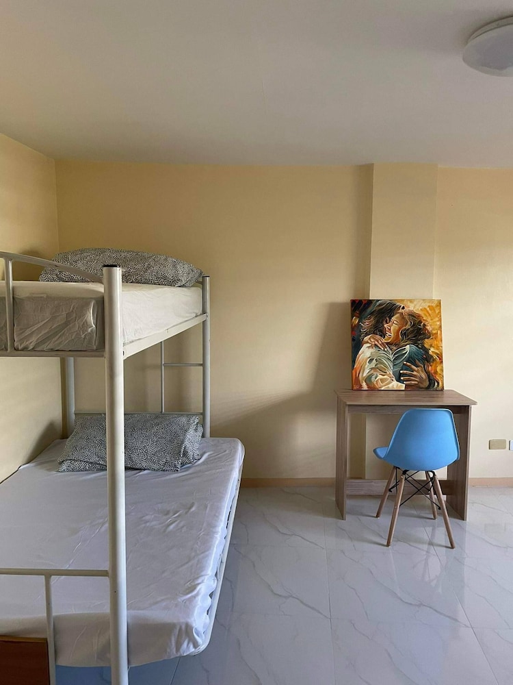 Cozy 3br Home Entry to Cwc, Pili Golf, Naga, Bicol