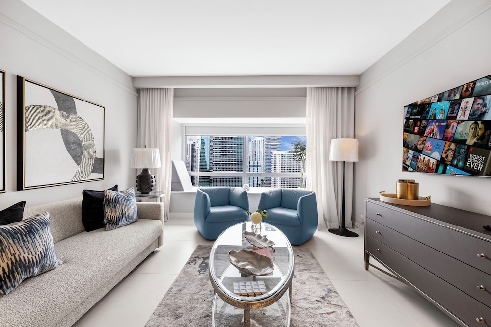 Condo w Views From The Heights 4S