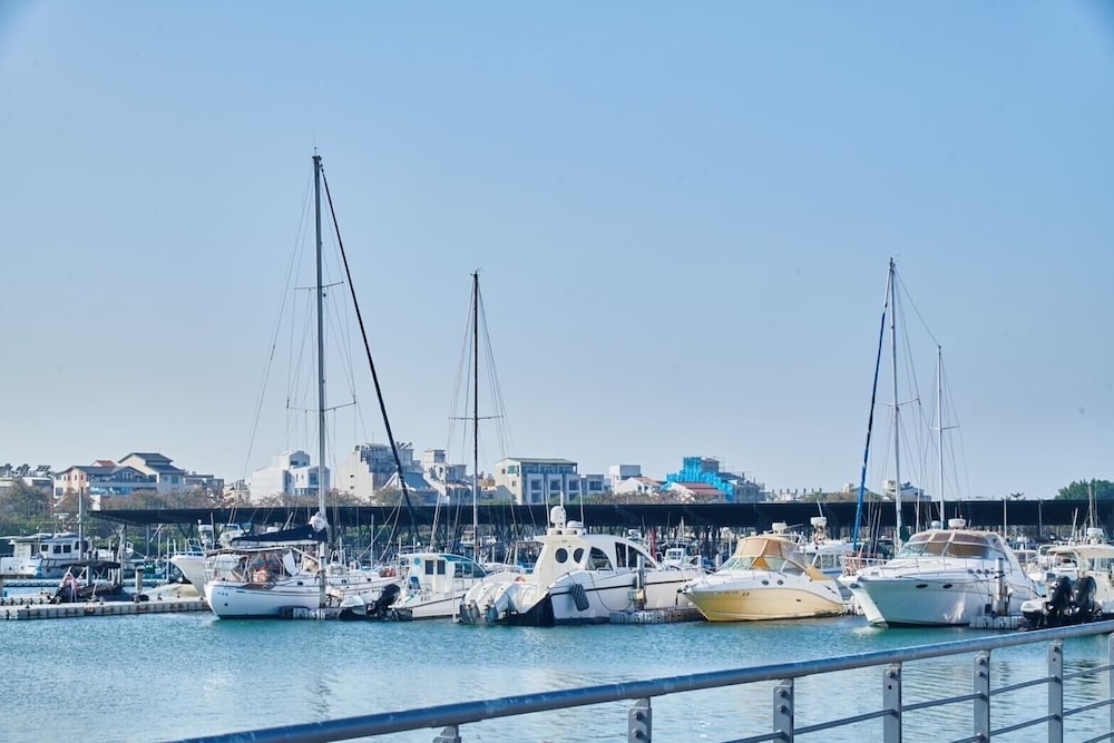 Canal16 HarborView Studio