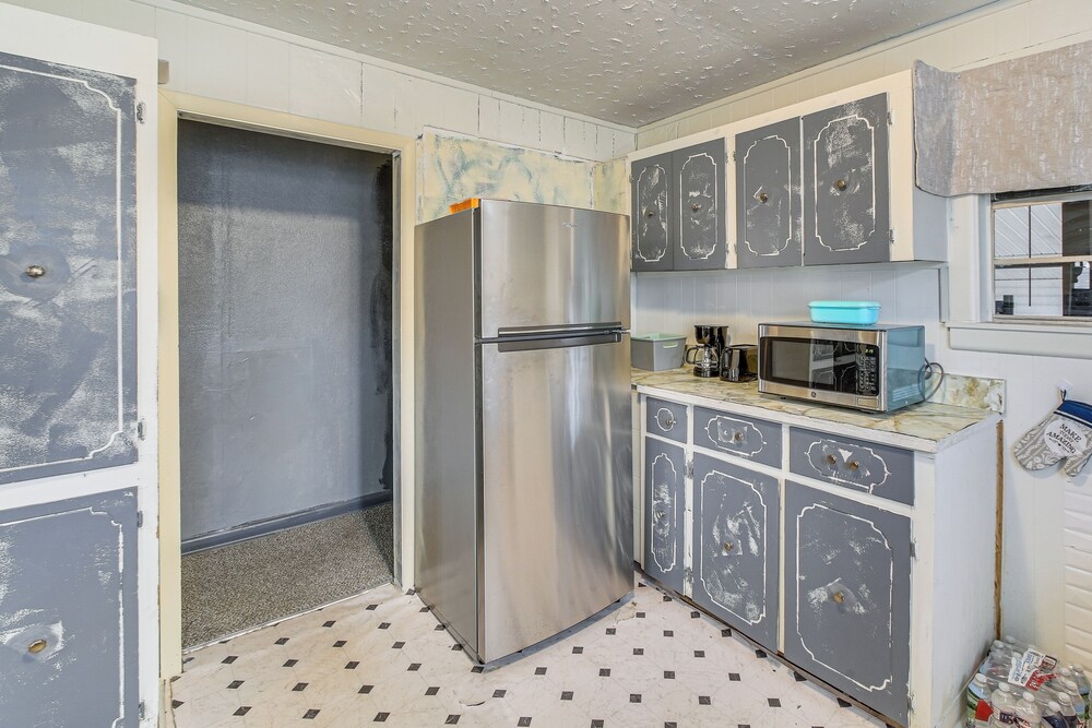 Pet-friendly Little Rock Home on Spacious Lot