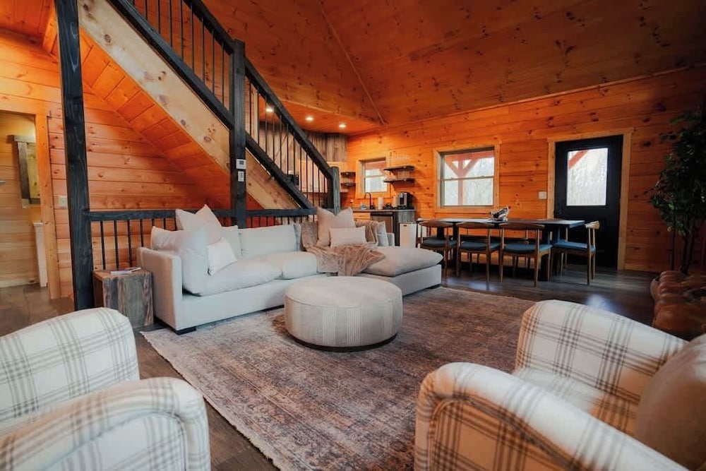 Memories at Hillside A Modern Cabin Hocking Hills