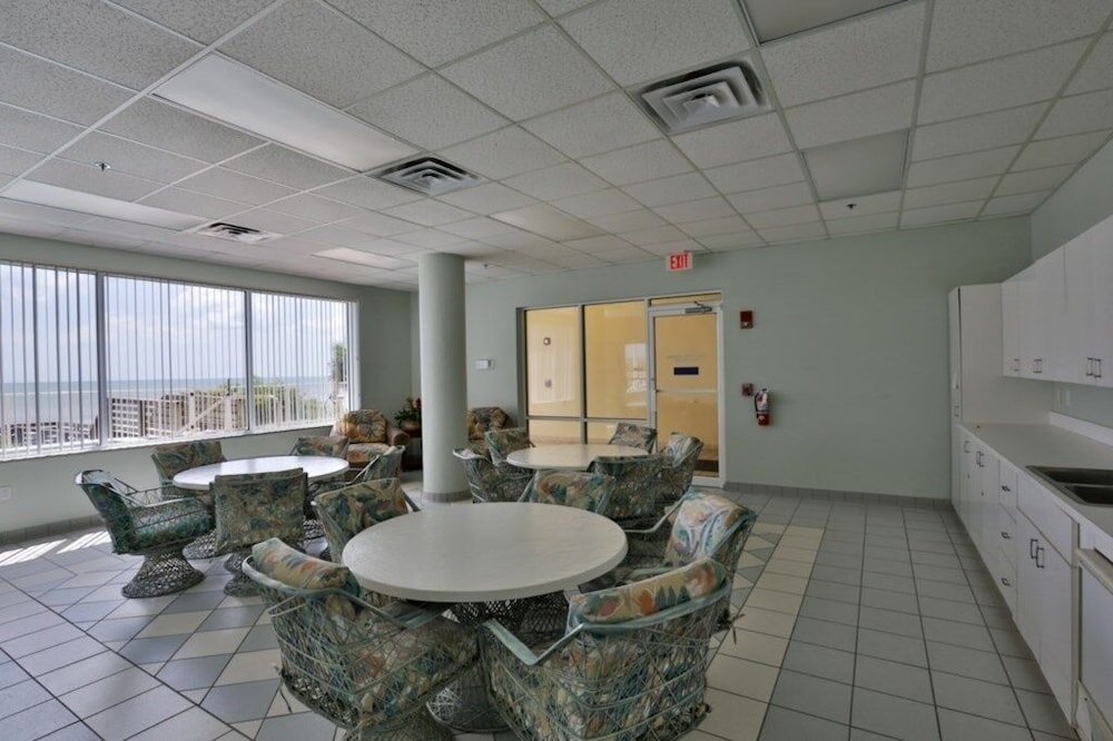 meeting & event spaces