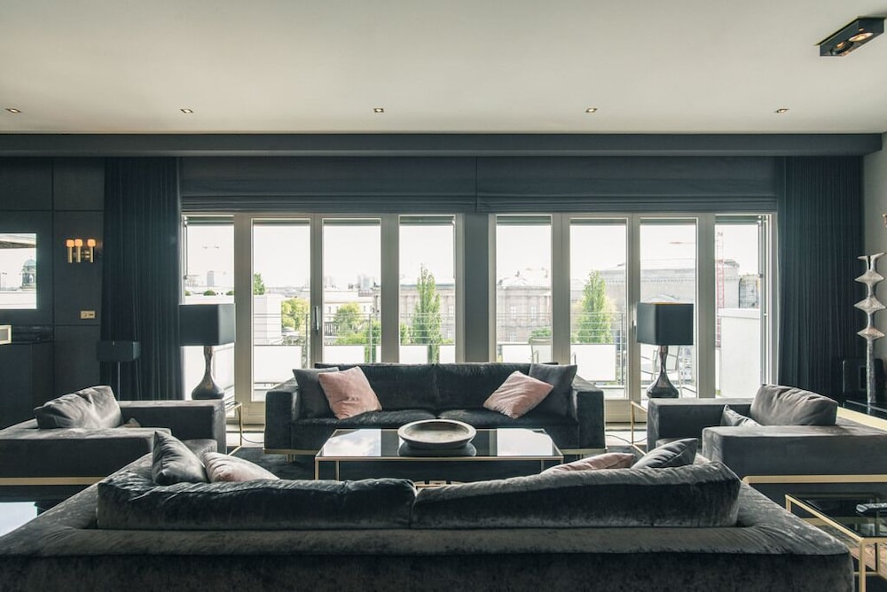 Monbijou Penthouse by Suite.030