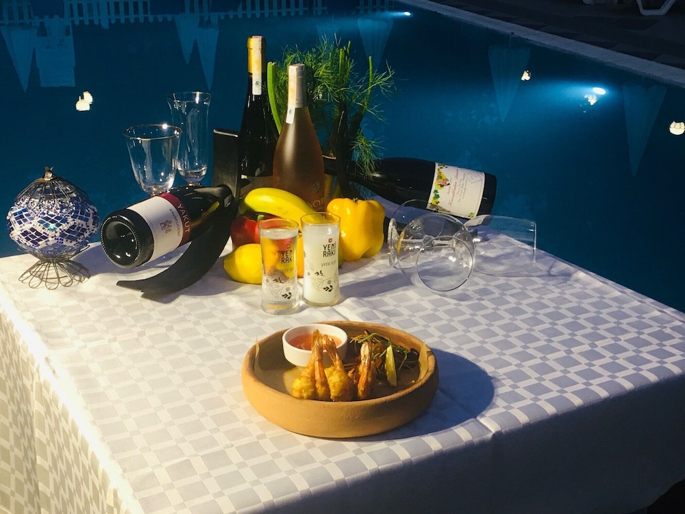 Yakamoz Otel - Image 22