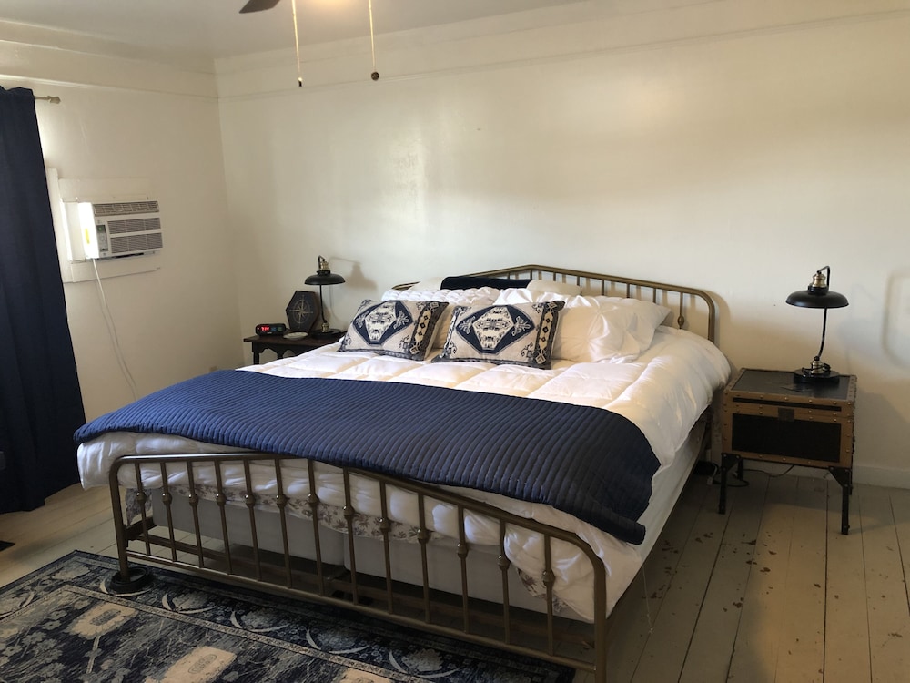 Fort Davis Drug Store Hotel