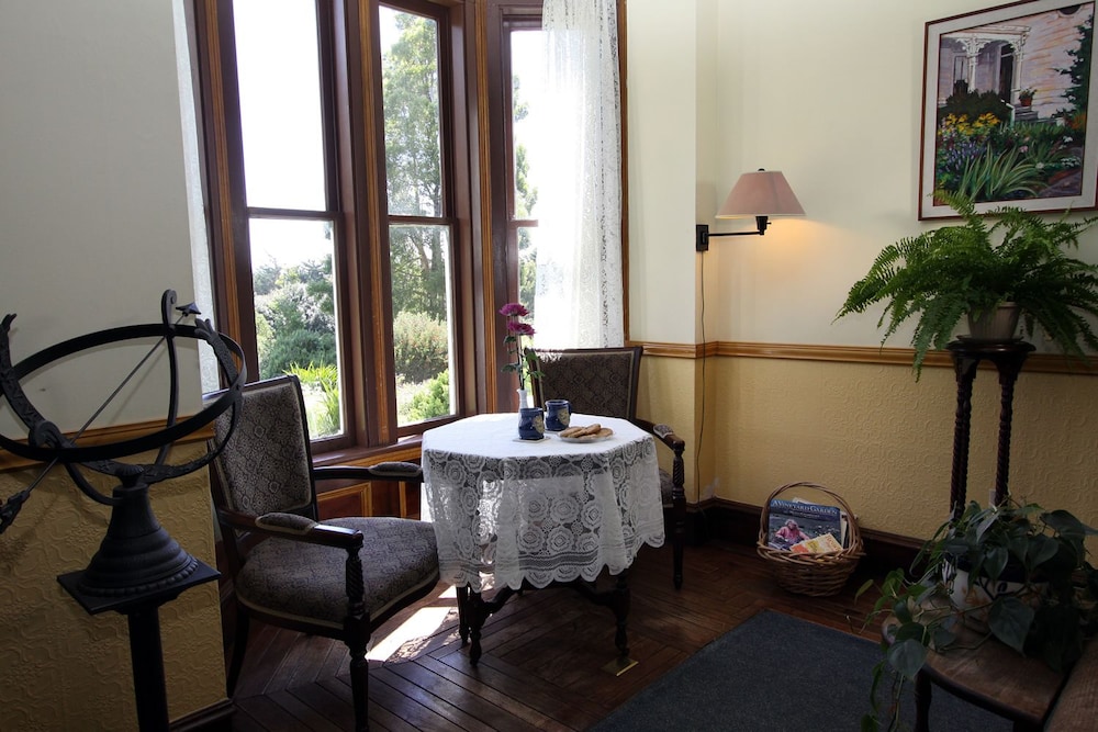 Joshua Grindle Inn view 2