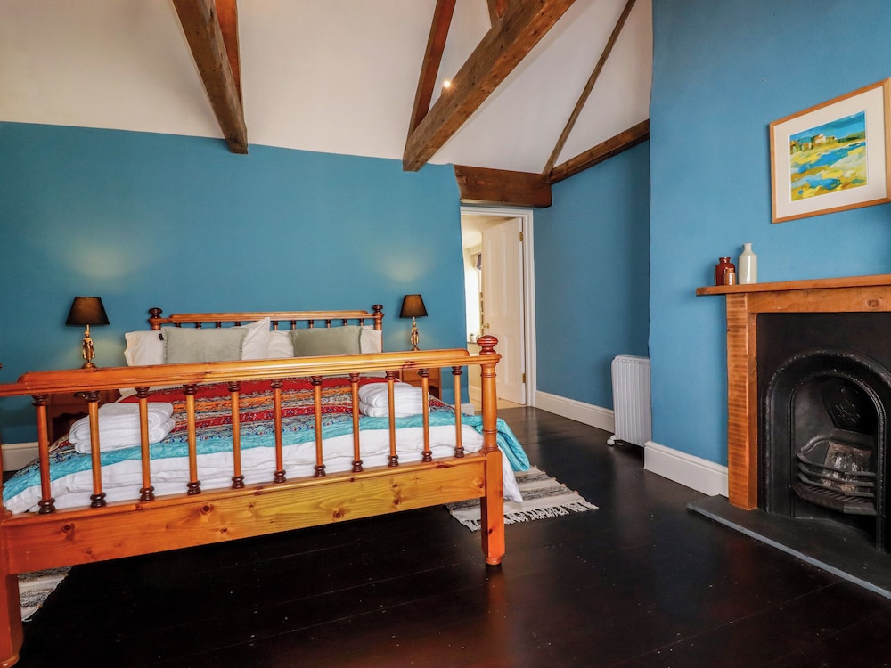 Carew House Cottage