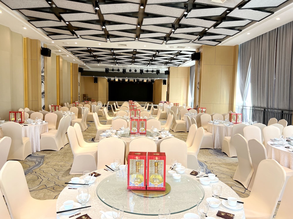 meeting & event spaces