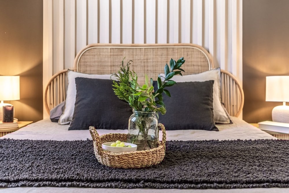 Pepe - 2 Bedrooms in Trafalgar