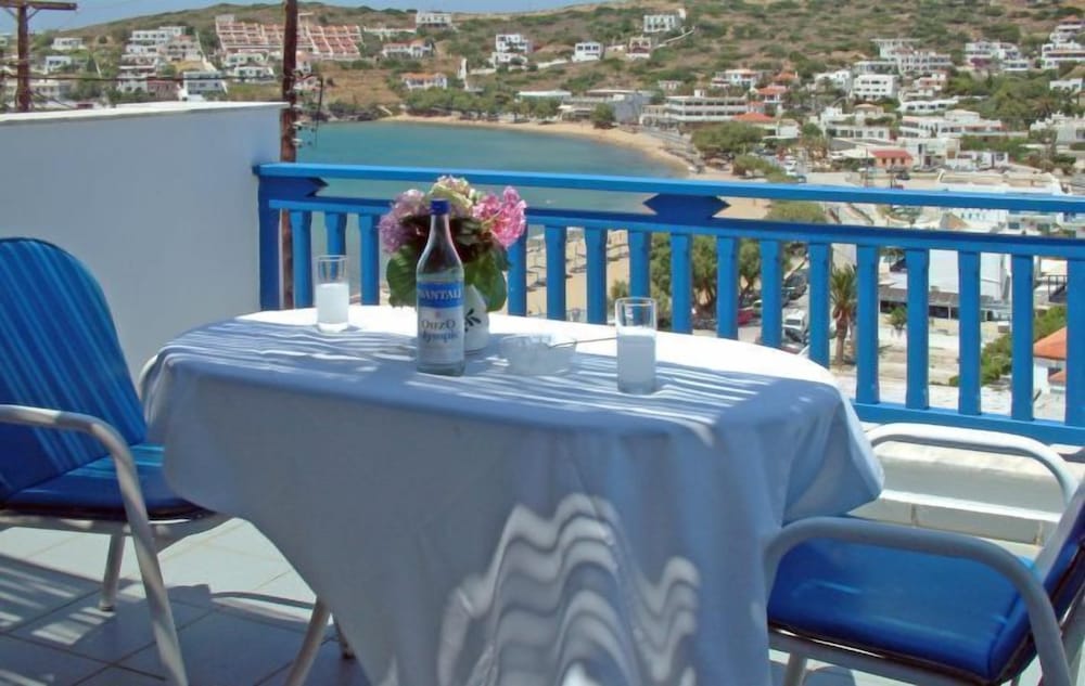 Erato Apartments