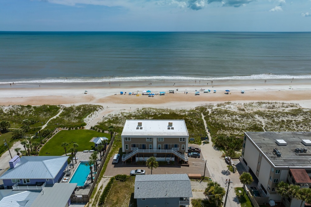Surfside Six F, photo 33