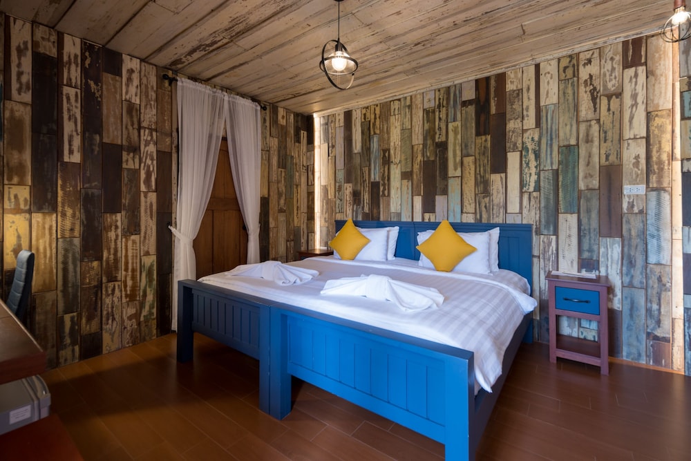 ST Resort