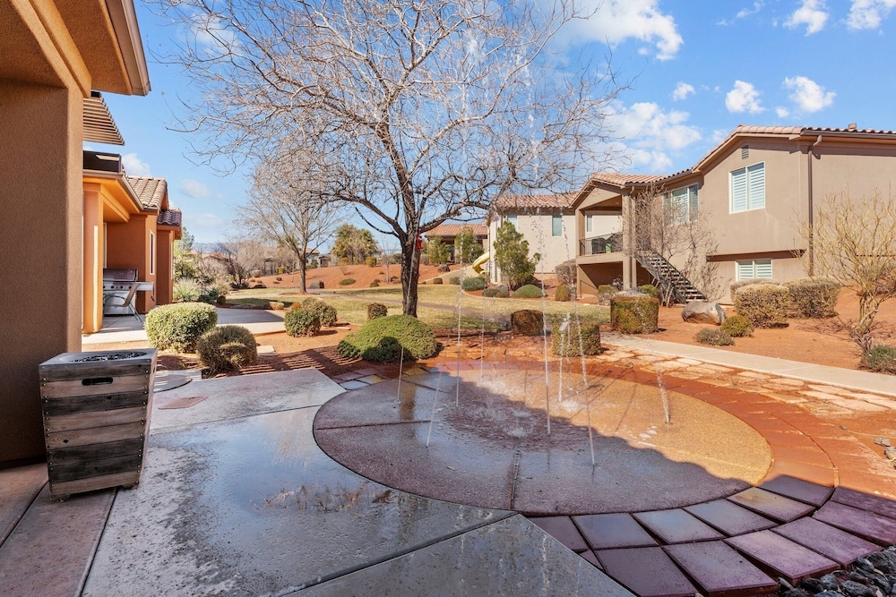 Splash Pad Place #29 3 Bedroom Home